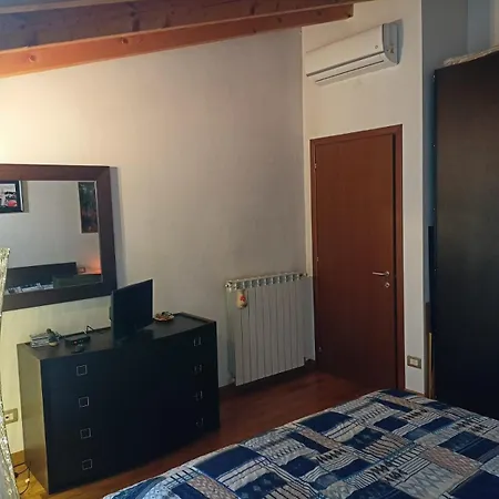 Apartment Chalet A Mailand