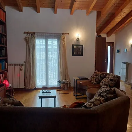 Chalet A Apartment